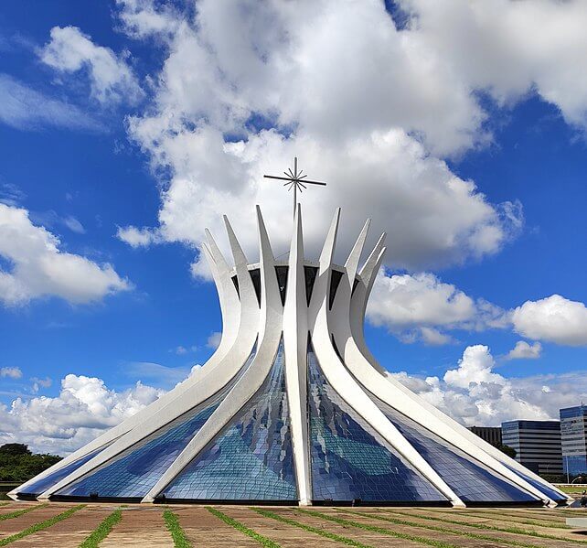 Catedral_Metropolitana_de_Brasilia