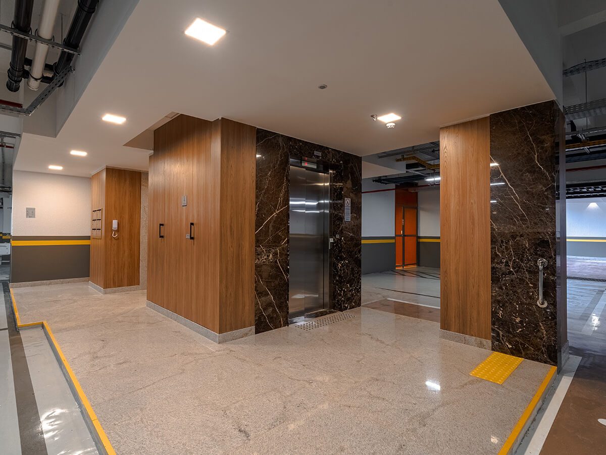 Garagem - Hall de acesso